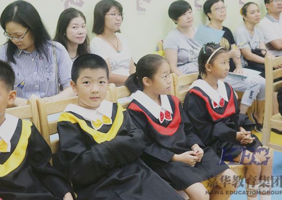 深圳优瑞英语展示课 携手家长见证孩子成长